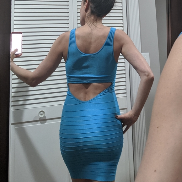 Bebe - Picture 6 of 6